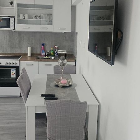 Cilt Lägenhet Kranj Exteriör bild